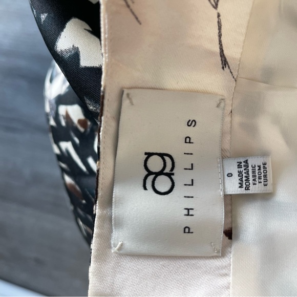 Ag Phillips short skirt - Picture 3 of 3